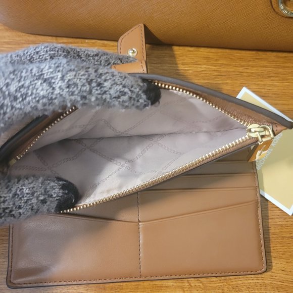 Michael Kors Jet Set Travel TZ Tote Leather & Wristlet Wallet - Picture 12 of 12